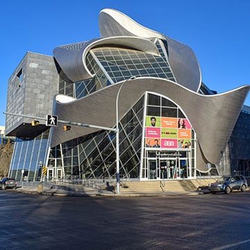 How far is the Edmonton City Center from Comfort Inn & Suites Downtown Edmonton?