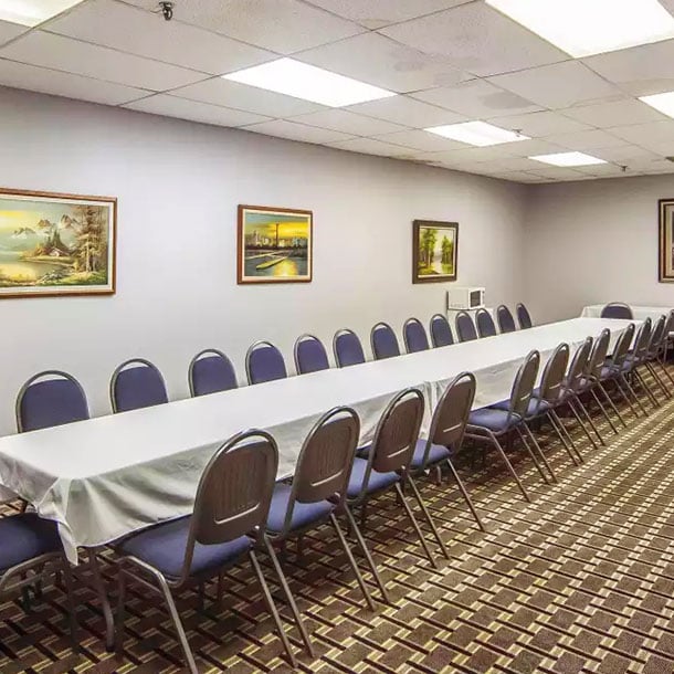 Hotels in Edmonton, Alberta Comfort Inn & Suites Downtown Edmonton