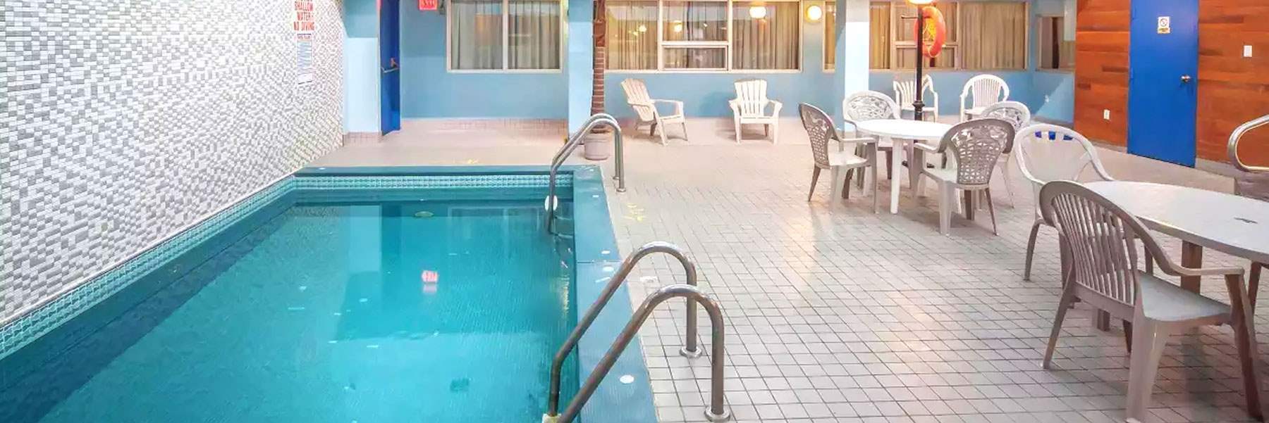 Edmonton Hotel Amenities Comfort Inn & Suites Downtown Edmonton.